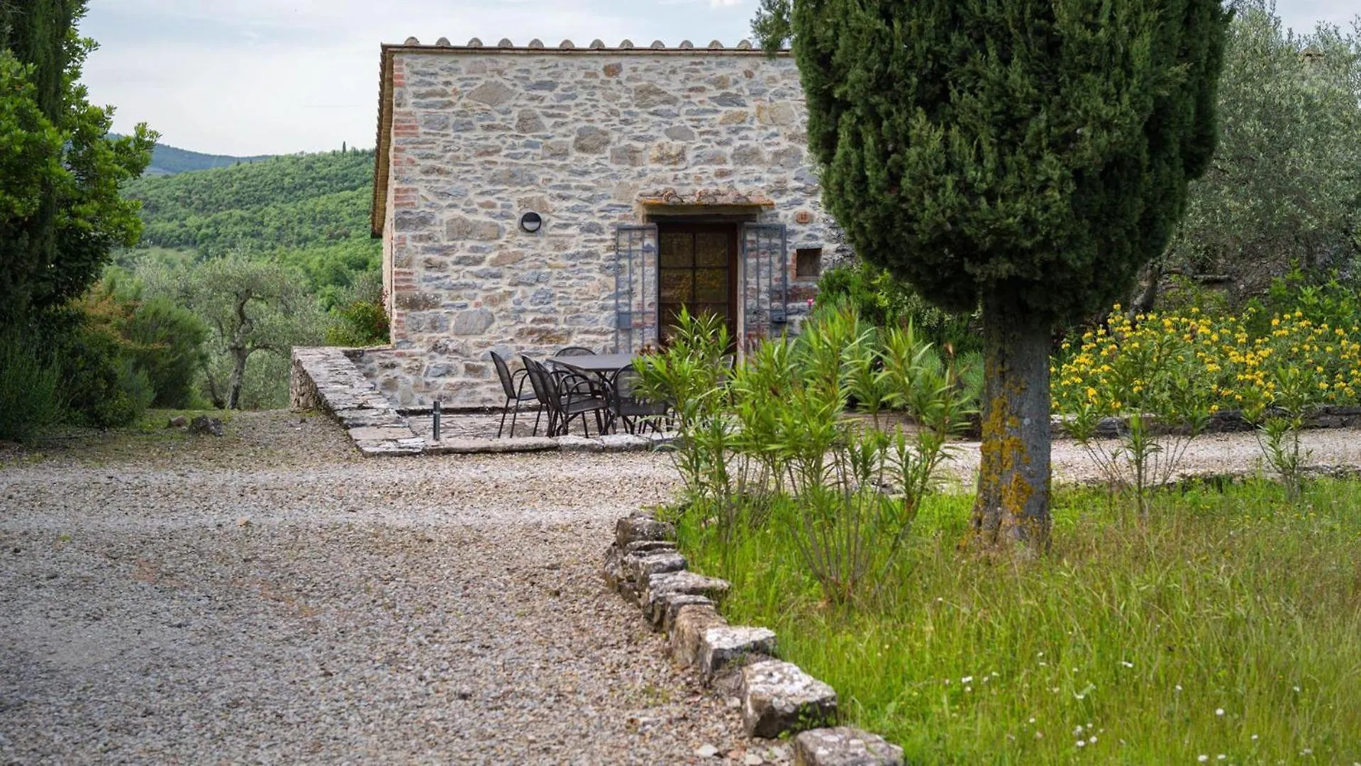 Due Leoni Villa Gaiole in Chianti 0*,  Italy